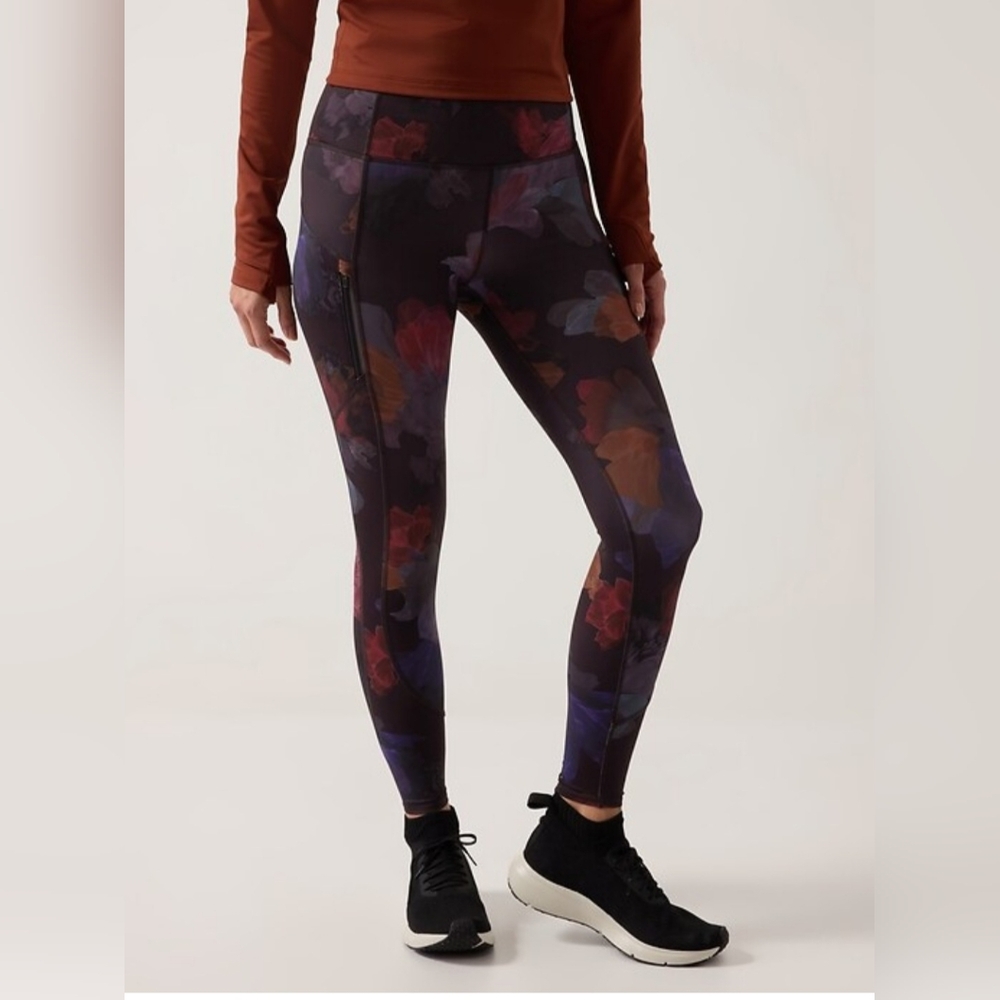 Athleta Rainier High Rise Reflective Print Legging in Night Bloom Black
